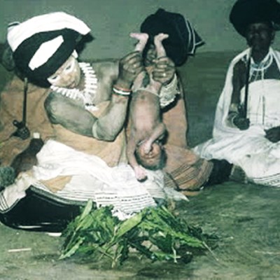 Traditions around pregnancy and birth Traditions around pregnancy and birth